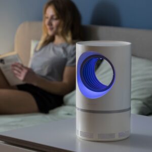 Capcană de insecte cu design compact și eficient